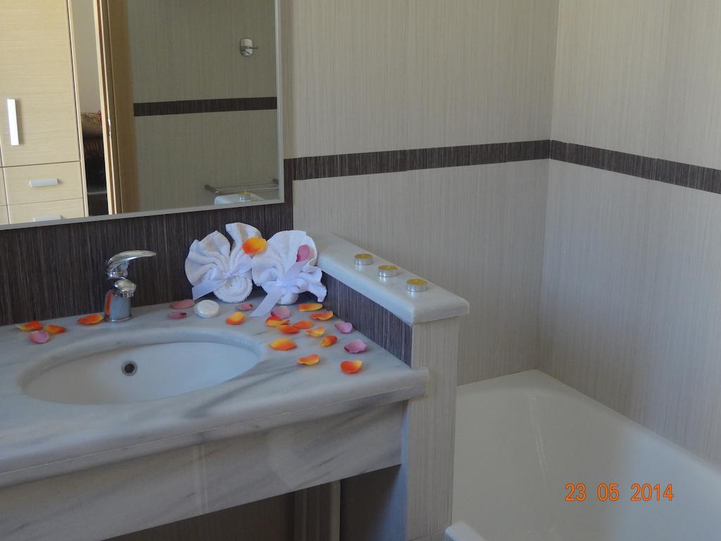 Aegea Hotel Karystos  Zimmer foto